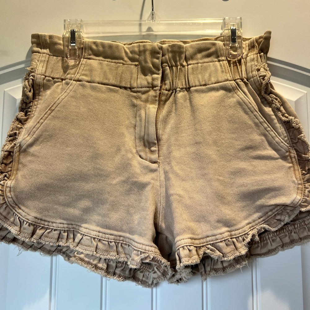 Dear John khaki shorts with ruffles size medium new without tag